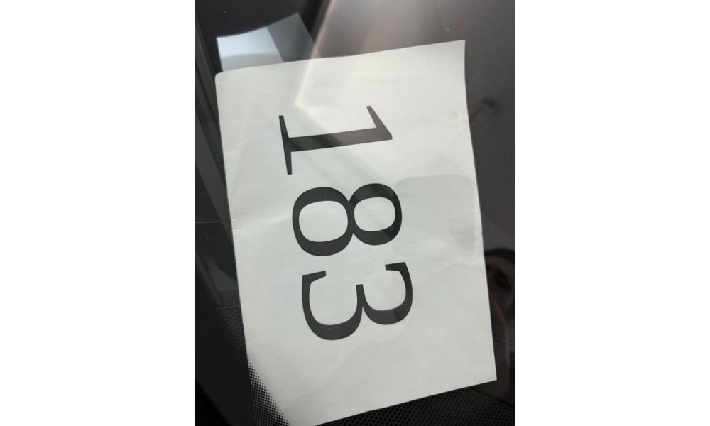 555764