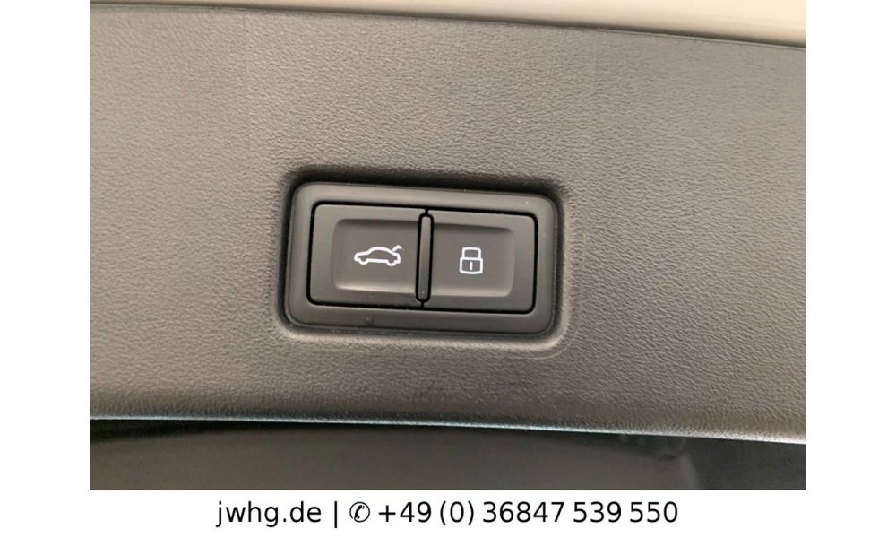 679940