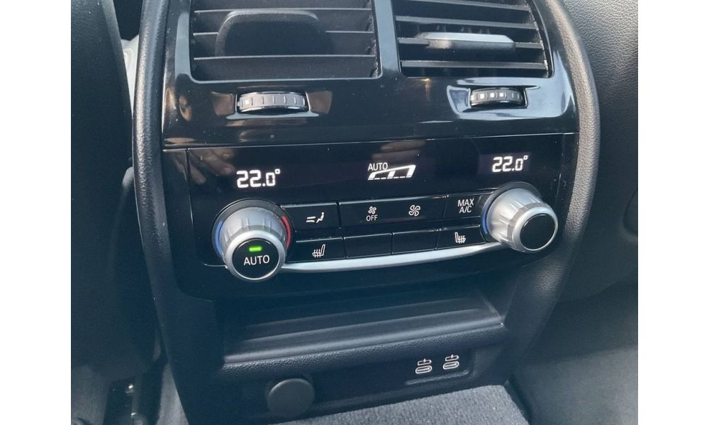972541