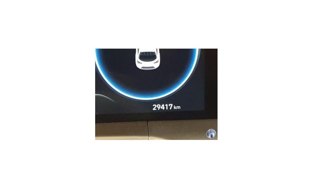 427053