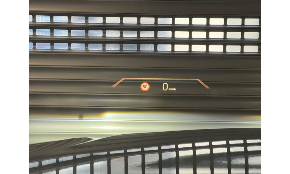 972429