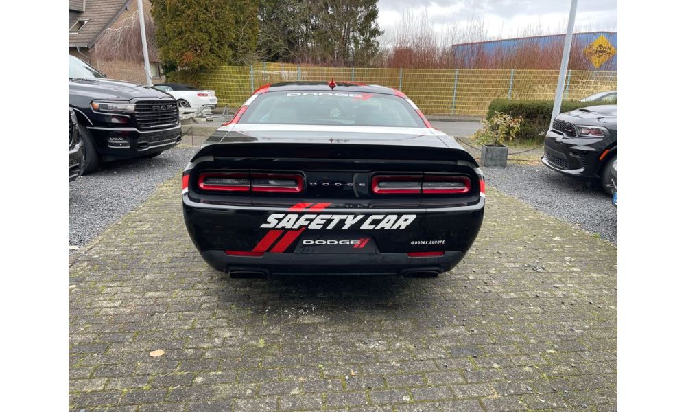 588326