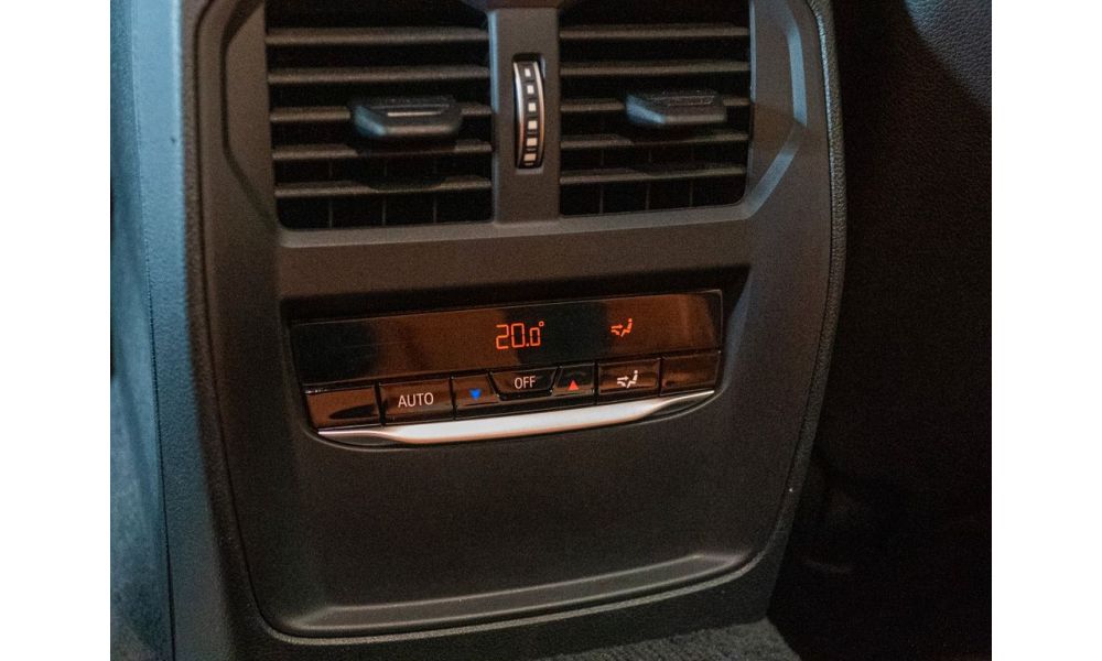 817119