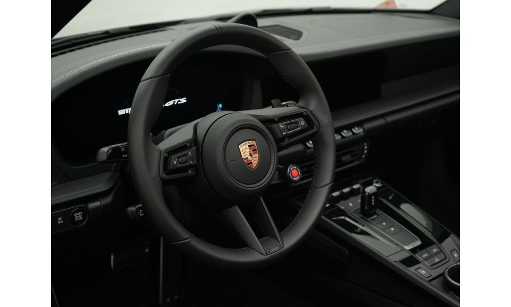 47643