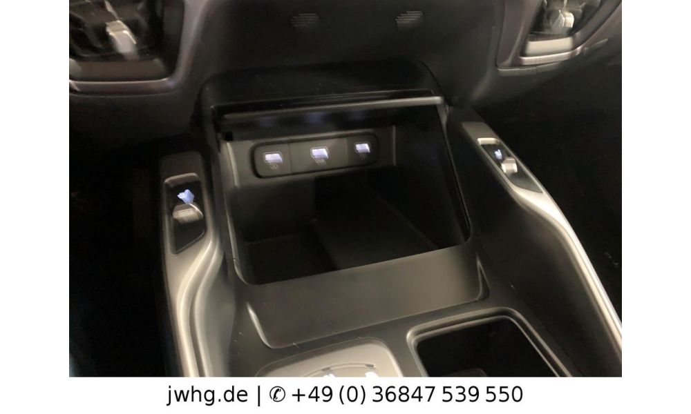 864433