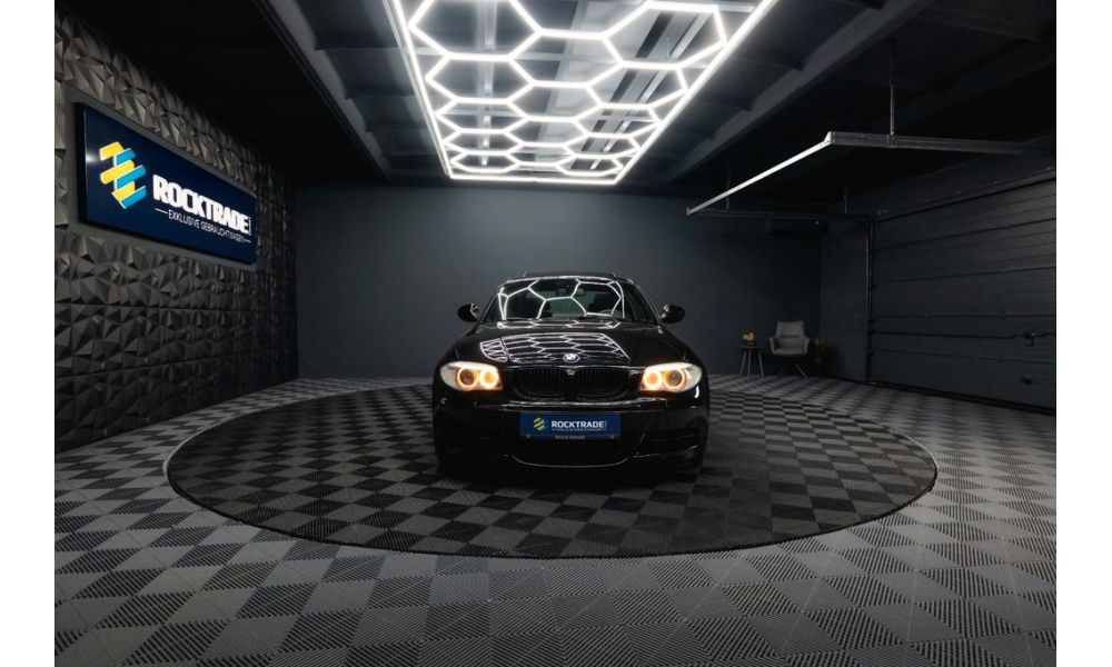 313633