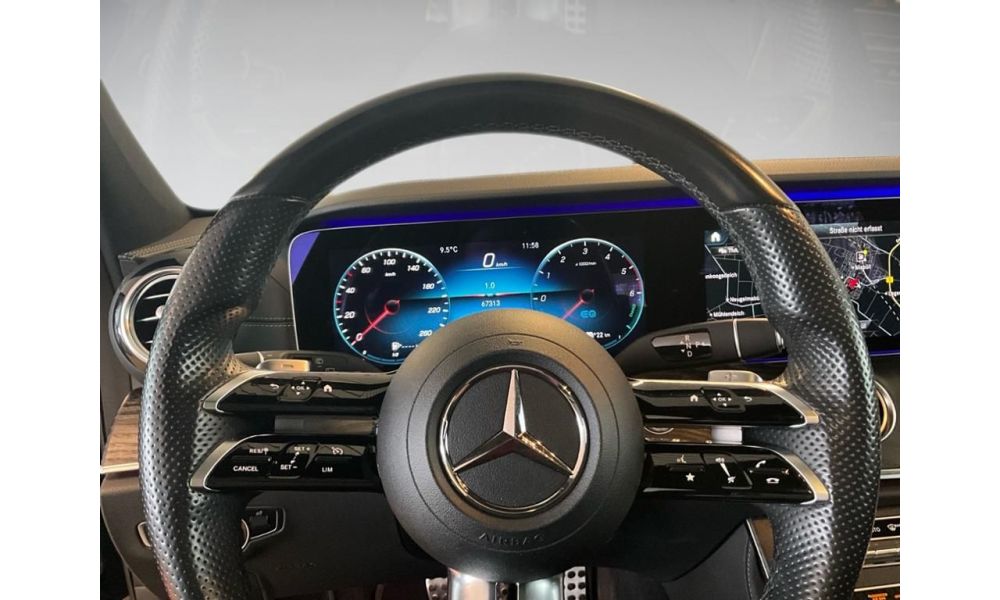586711