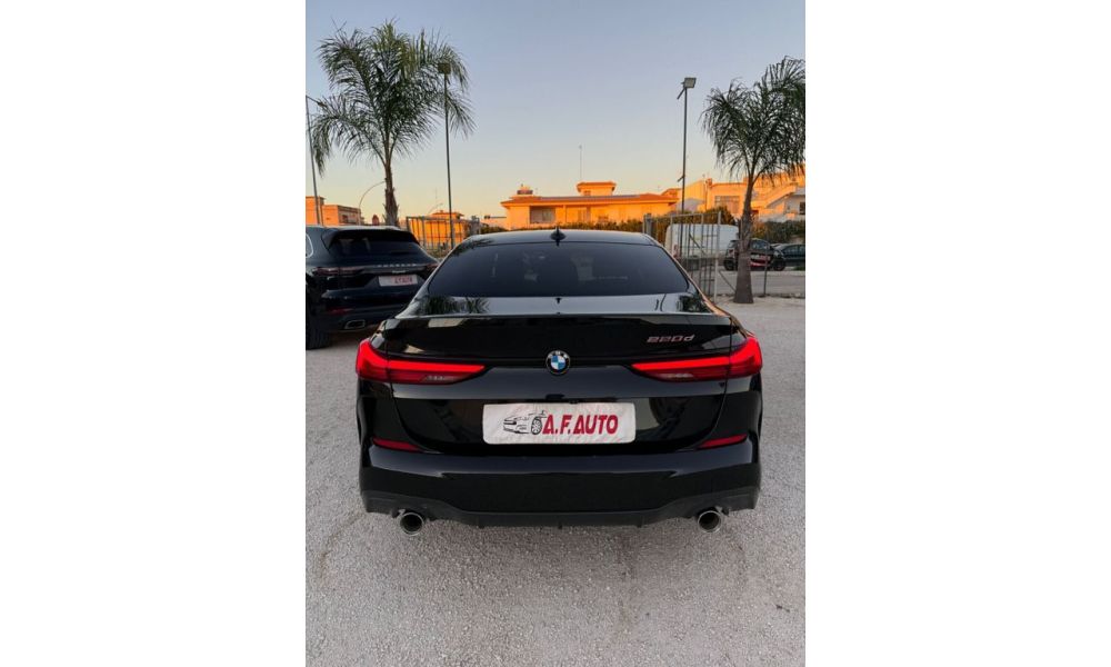 886542