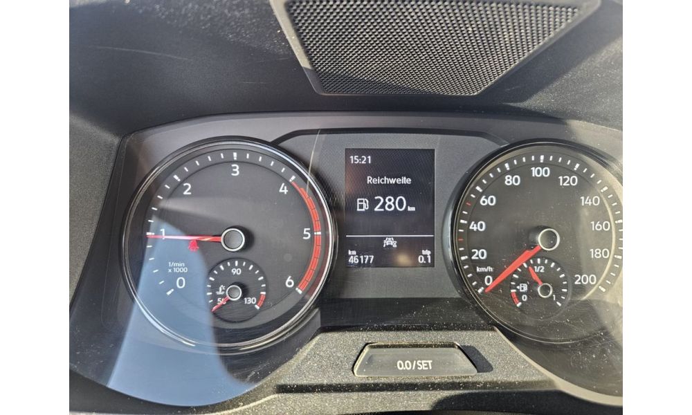 270700