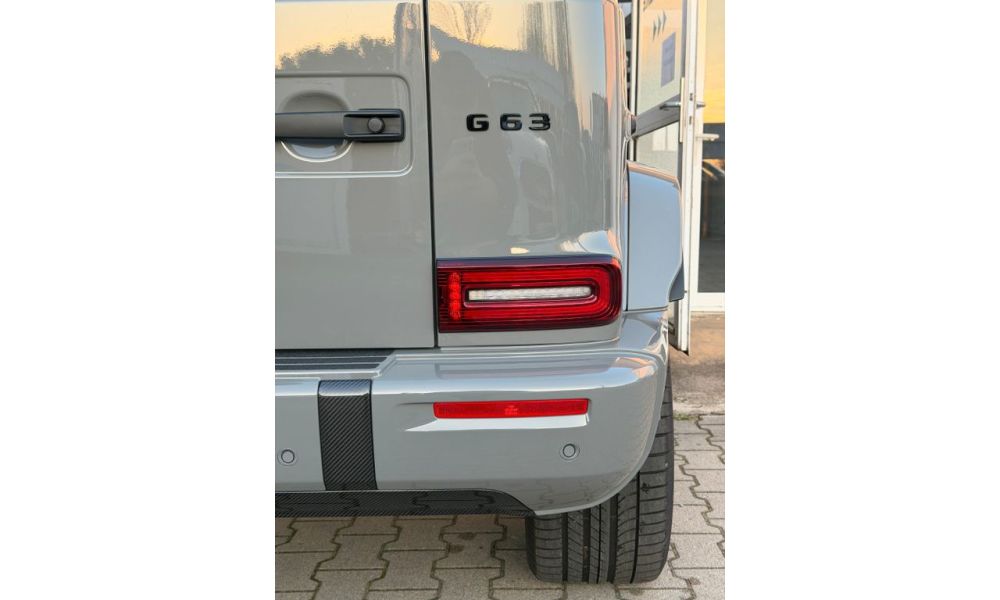 60769