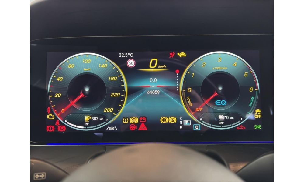 691816