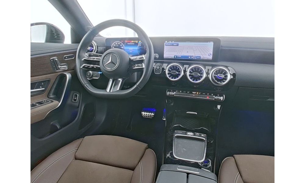 828469
