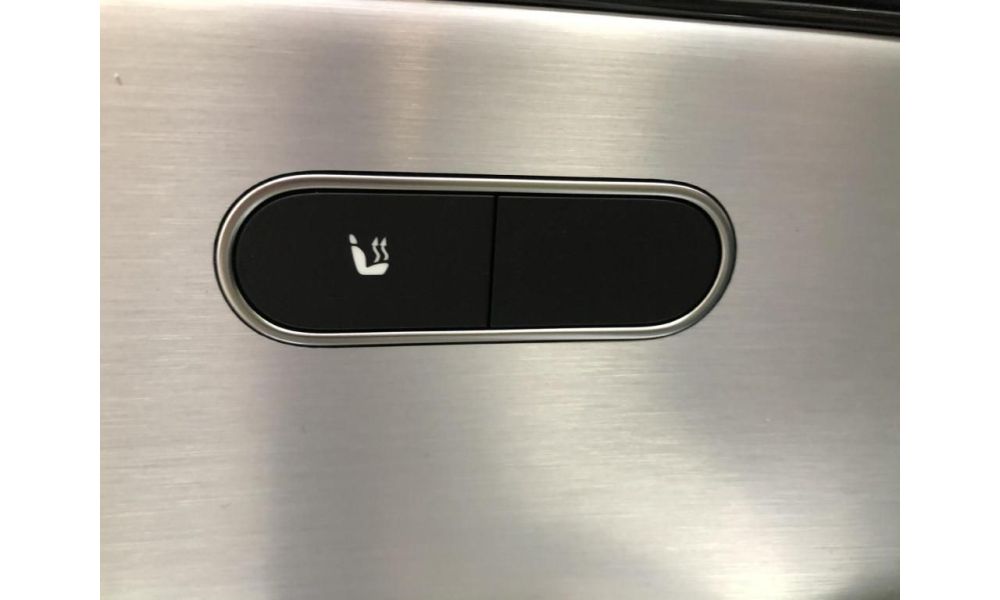 94015