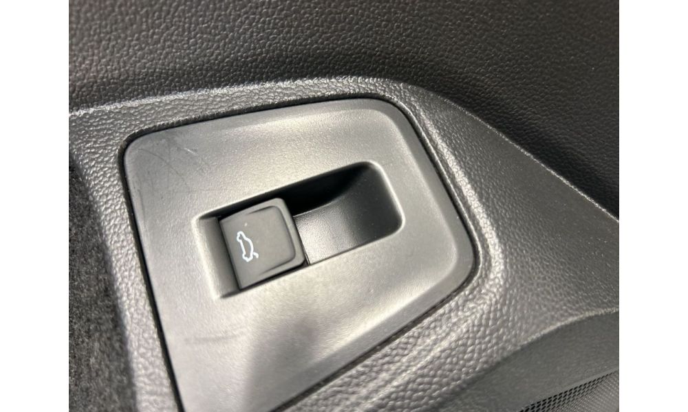 793379