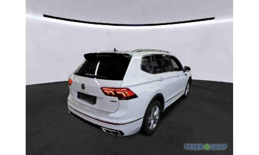 388905