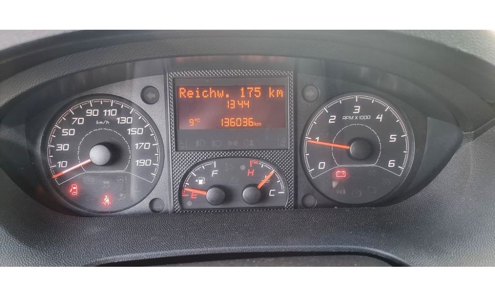 582104
