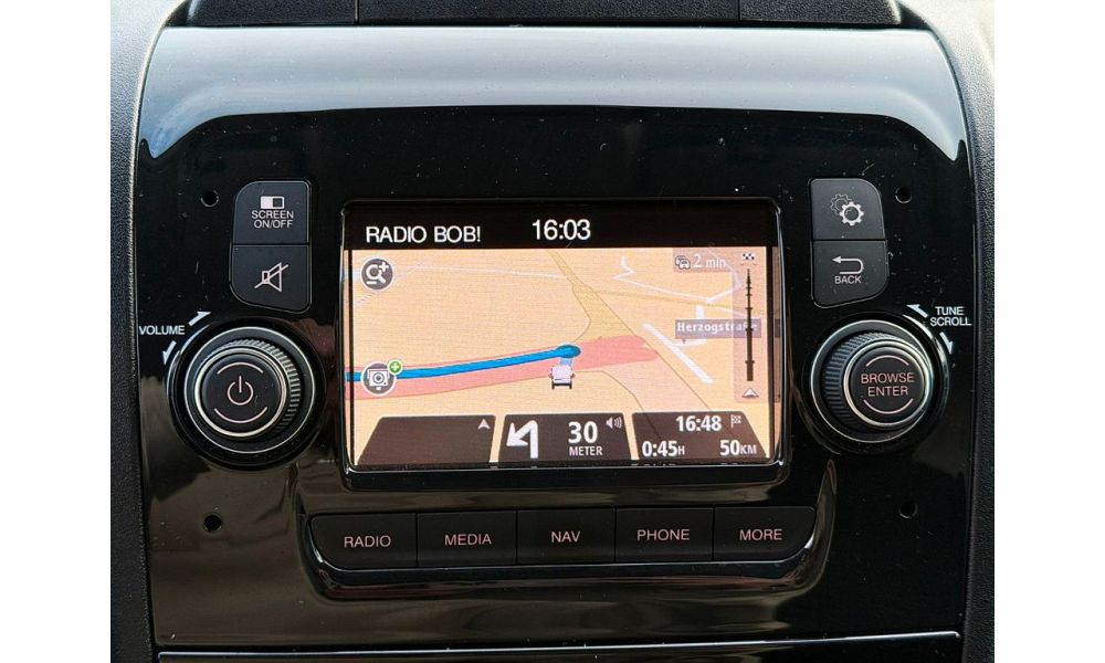 963220