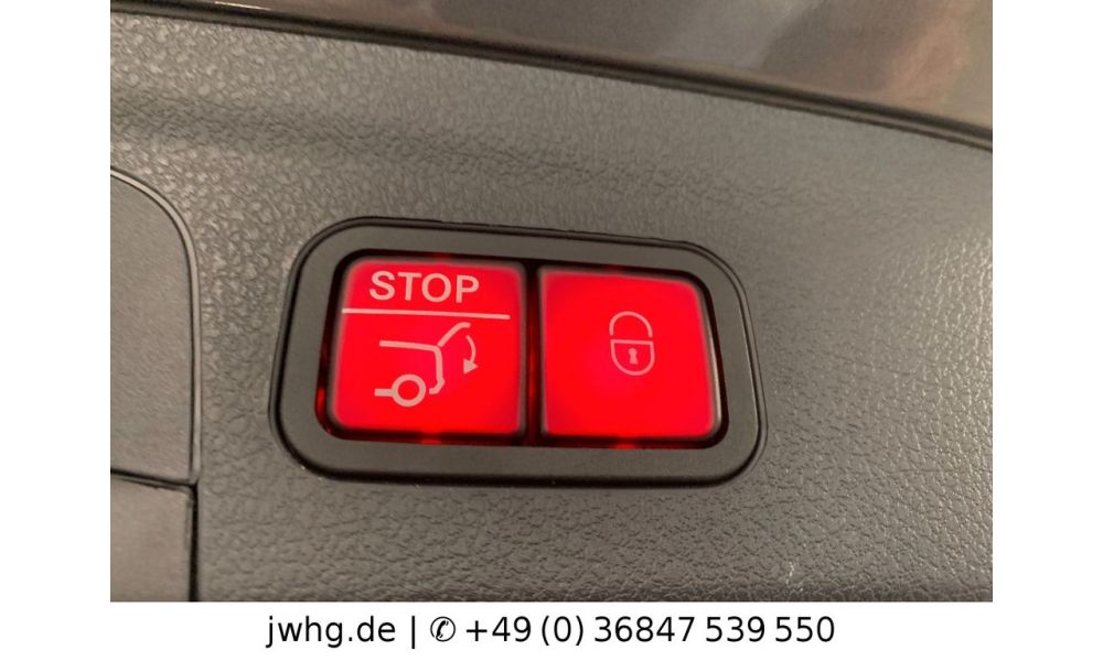 690429