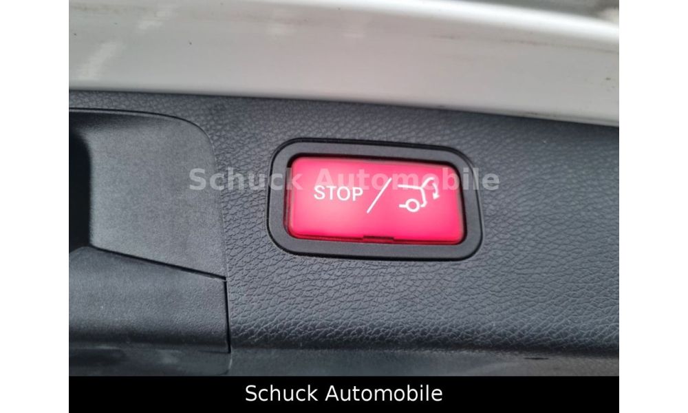 307805