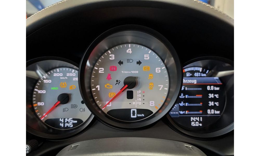 796684