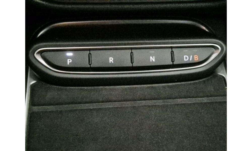 323350