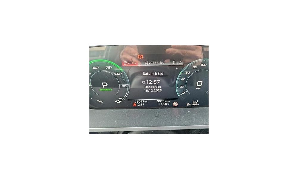 815421
