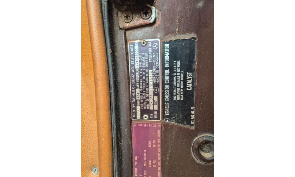 990945