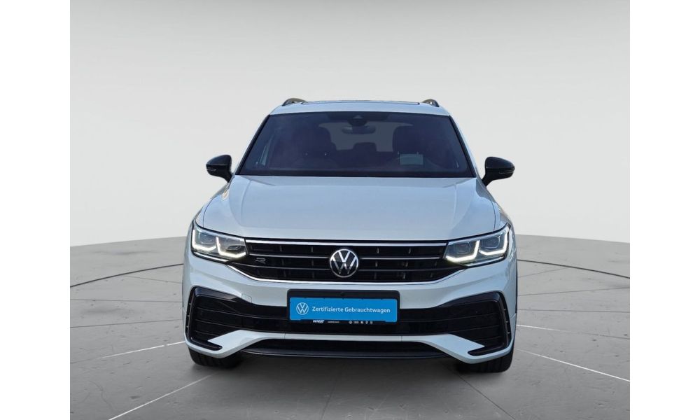 864081