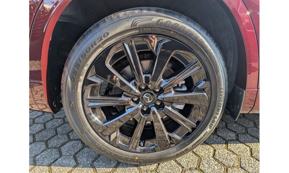 357600