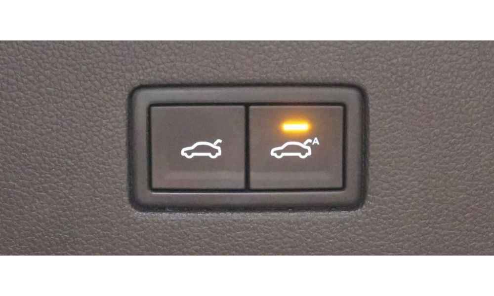 39009