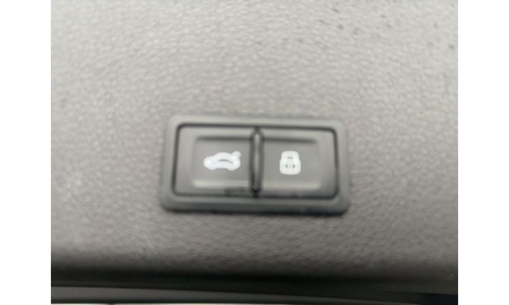 997987