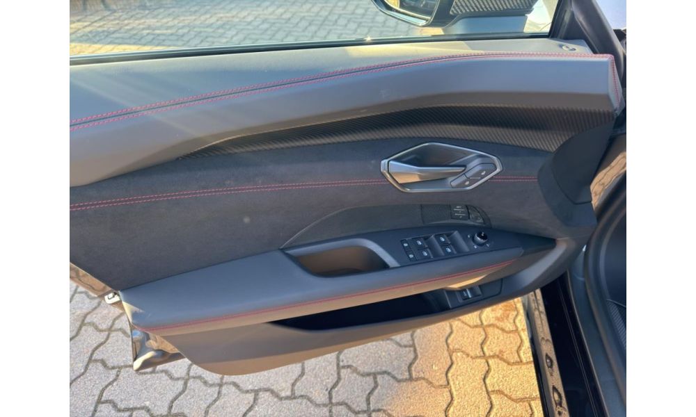 583610