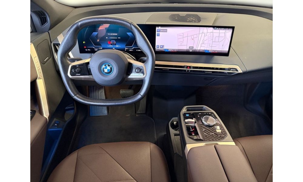 817987