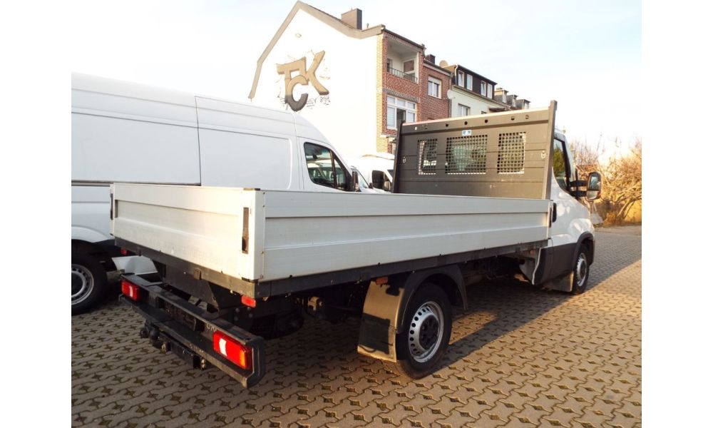 963071