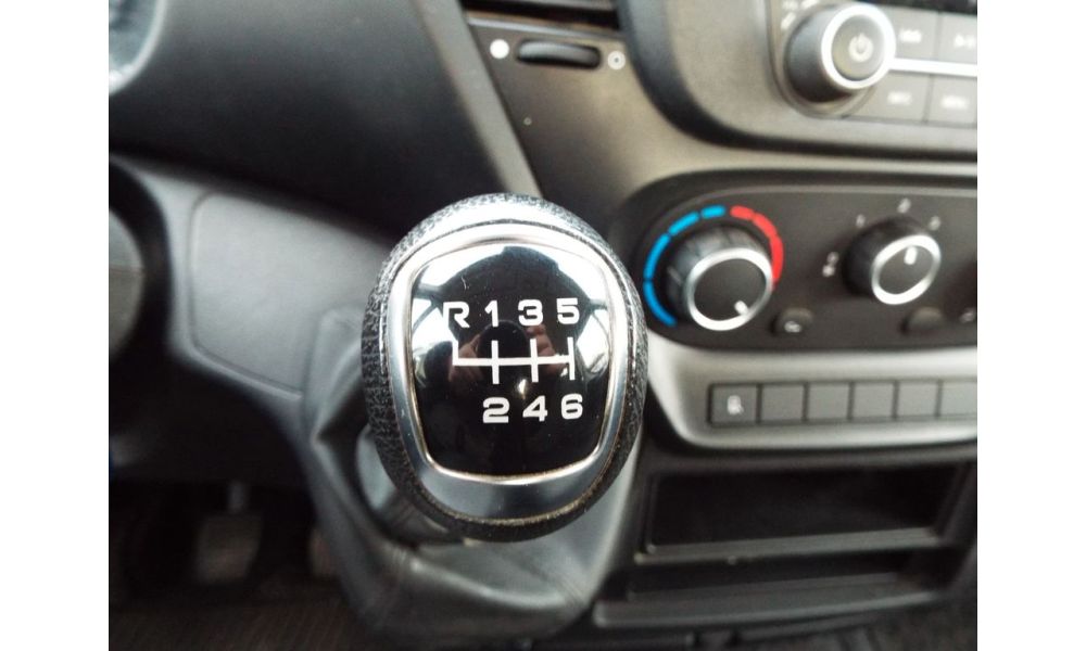 547913