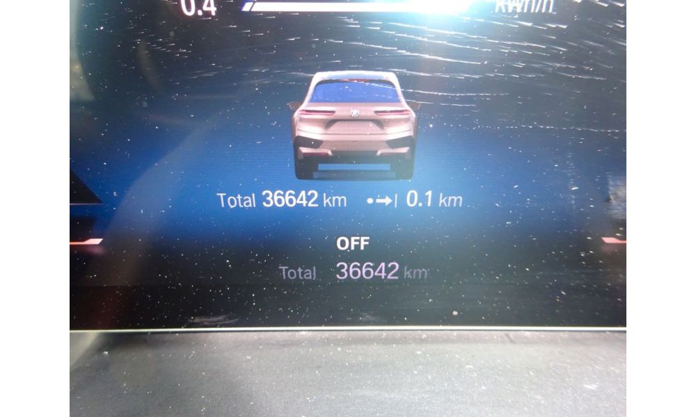 411151