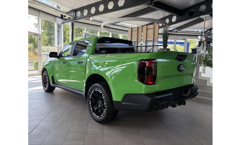 163863