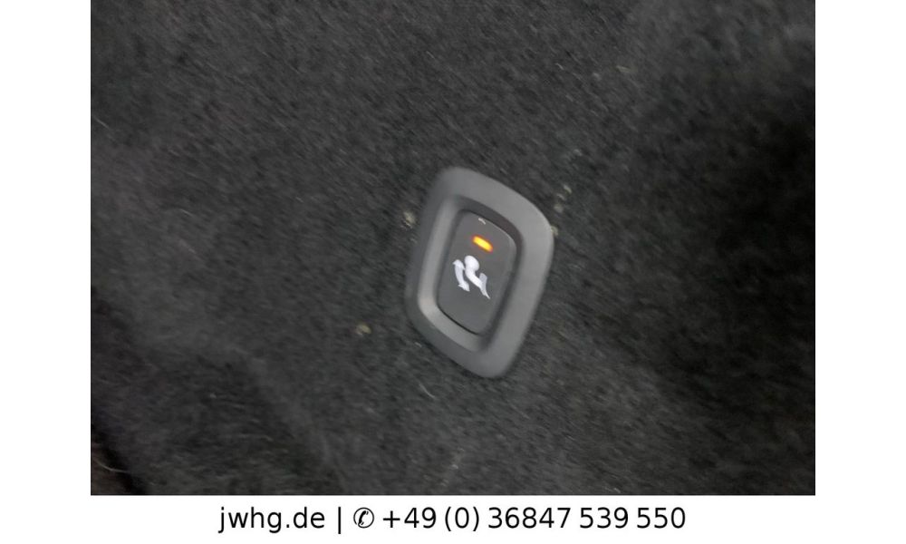 10675