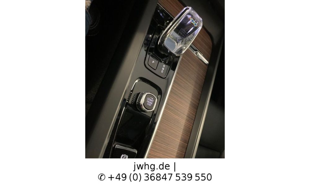 631276
