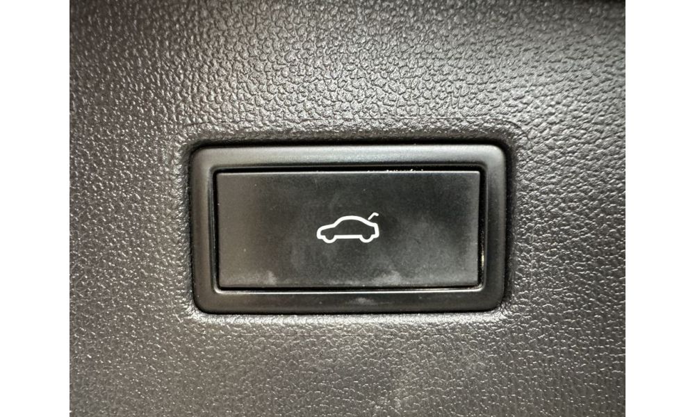 477305
