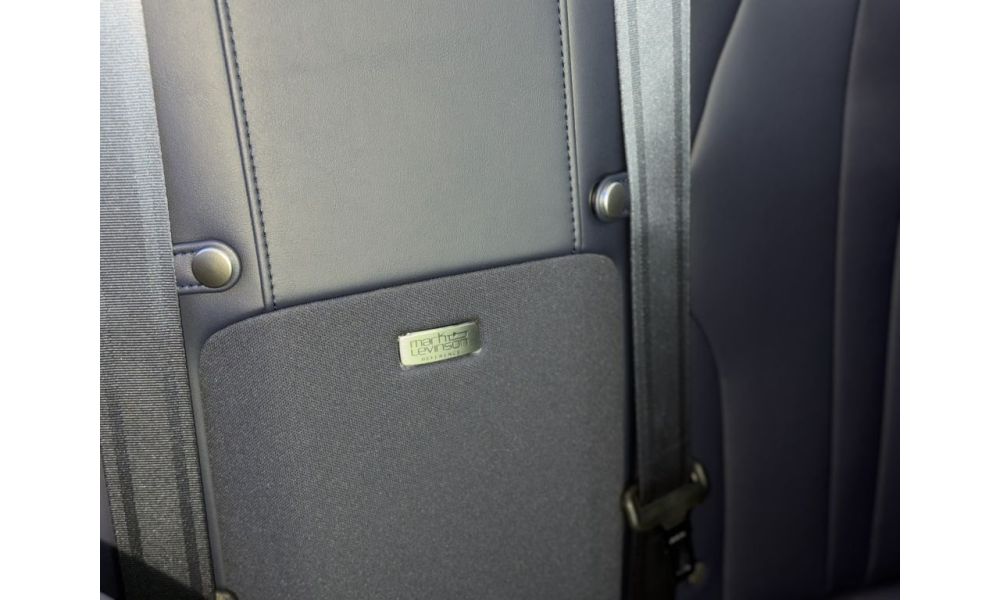 566451