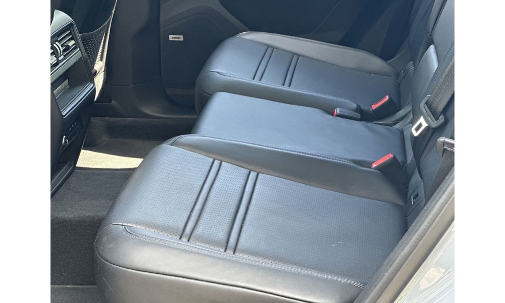 703524