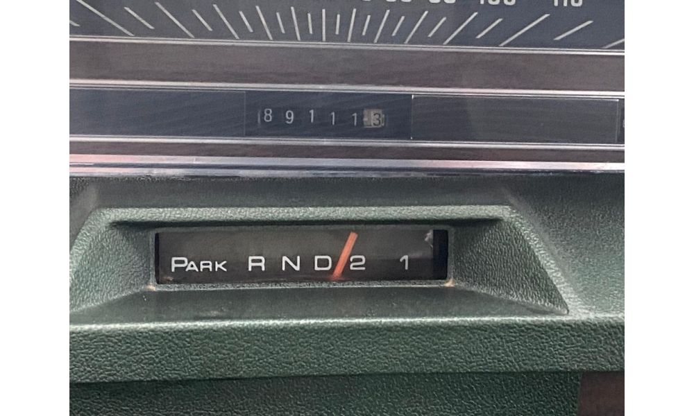 907025