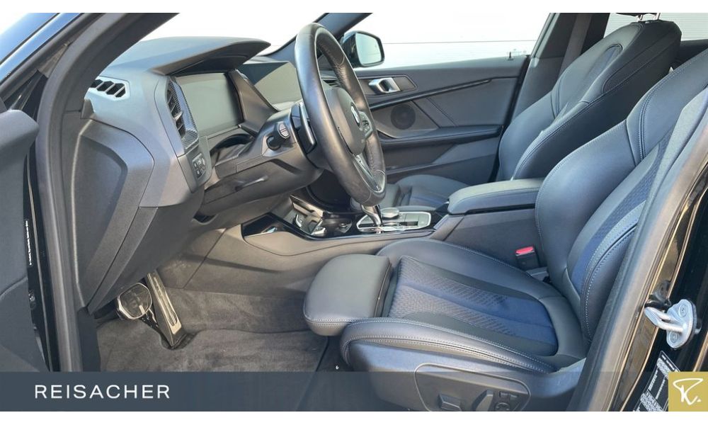 872338