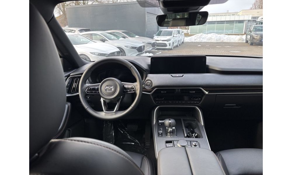 873068