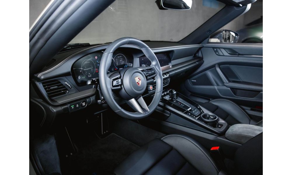 411492