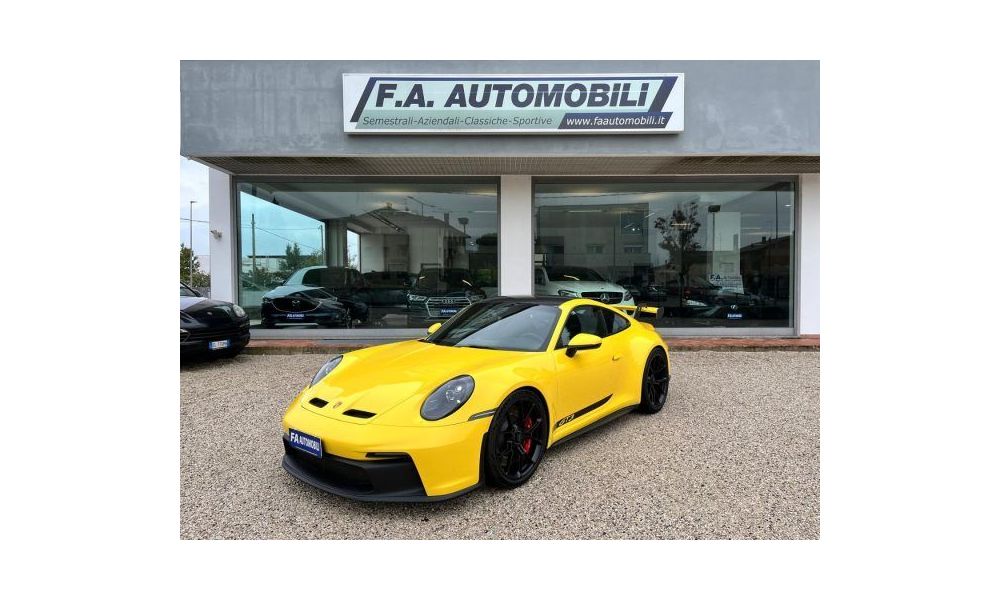 243979