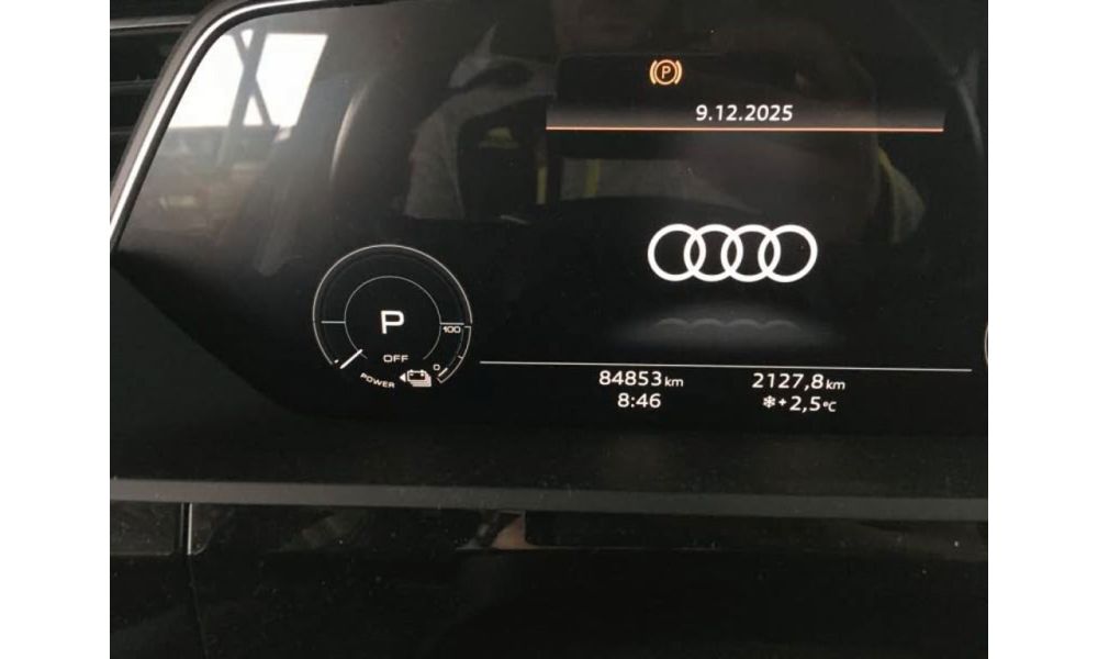 464310