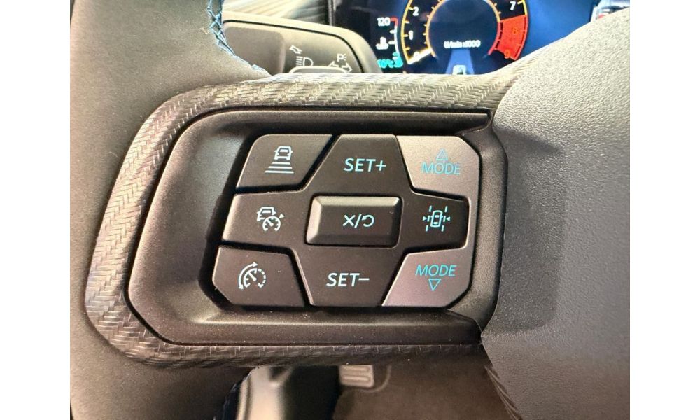667811