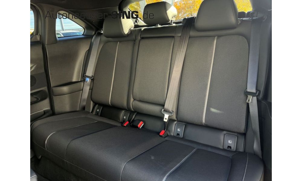 368674